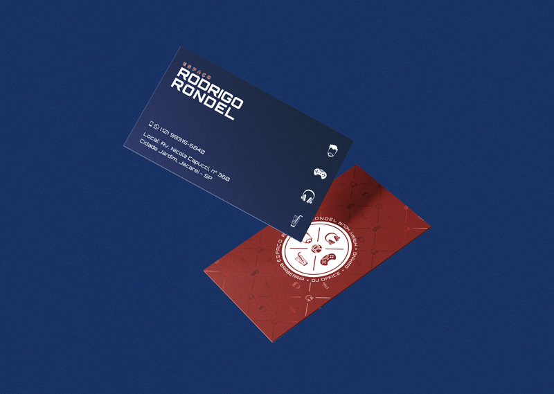 Free-Floating-Business-Card-Mockup